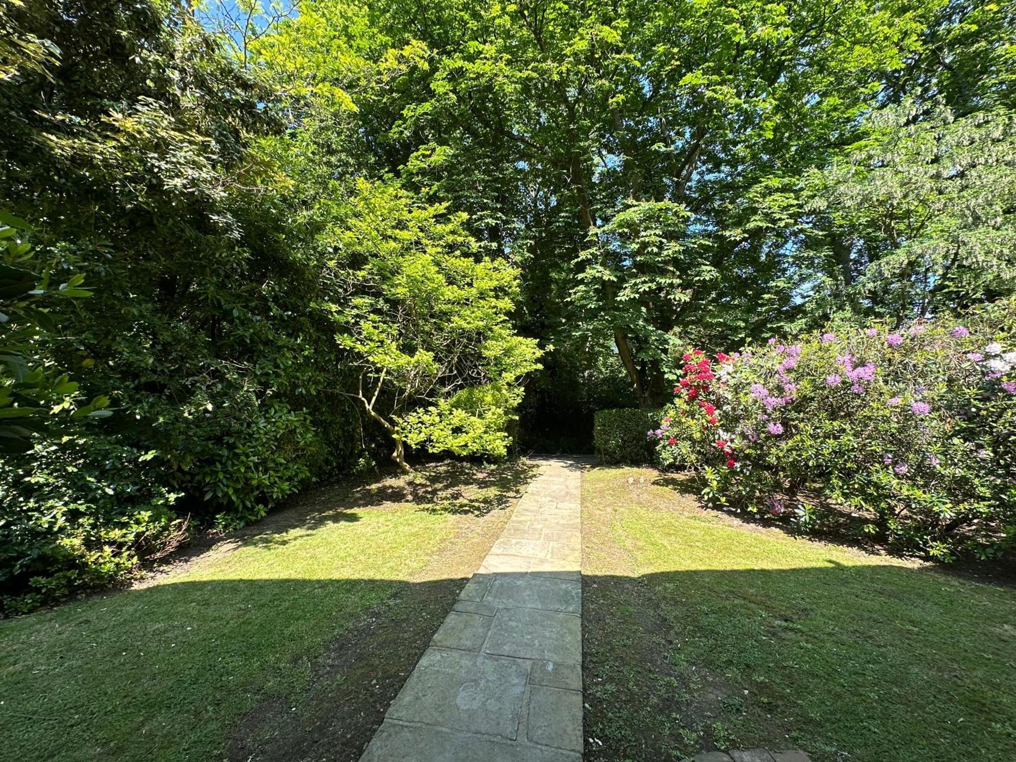 Villa House On The Hill Harrow on the Hill Esterno foto